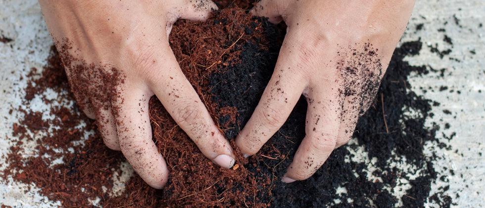 Mixing Your Own Soil – West Coast Gardens